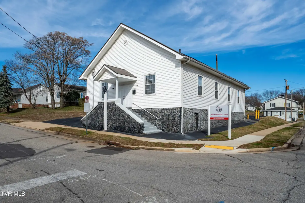 1025 Maple Street, Kingsport, TN 37660 - #1