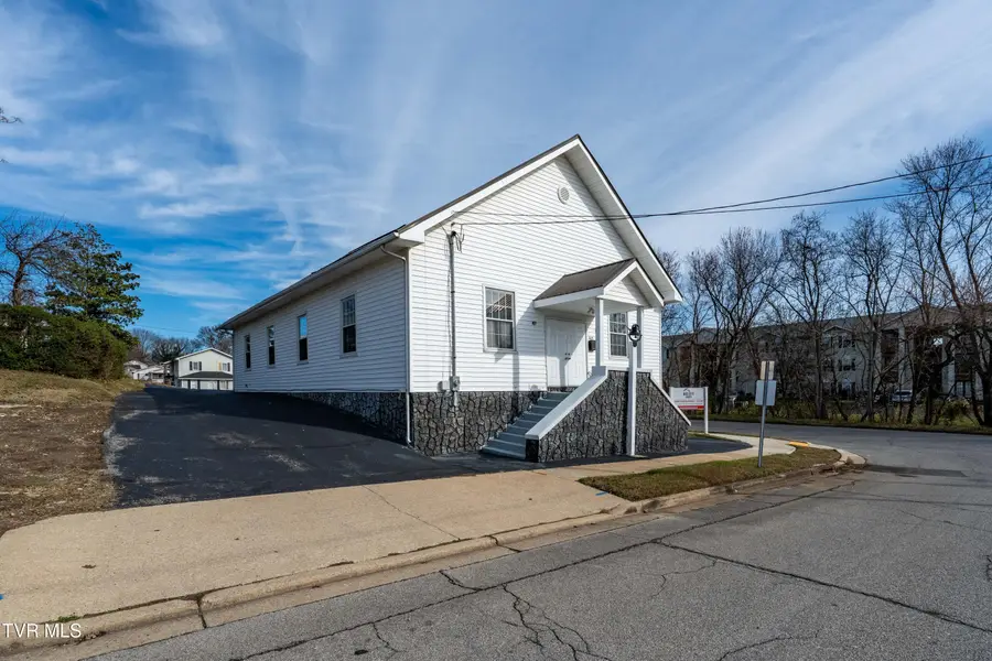 1025 Maple Street, Kingsport, TN 37660 - #2