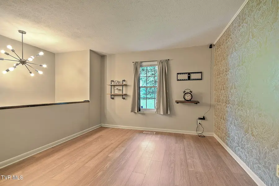 1919 Mountain View Avenue, Kingsport, TN 37664 - #3