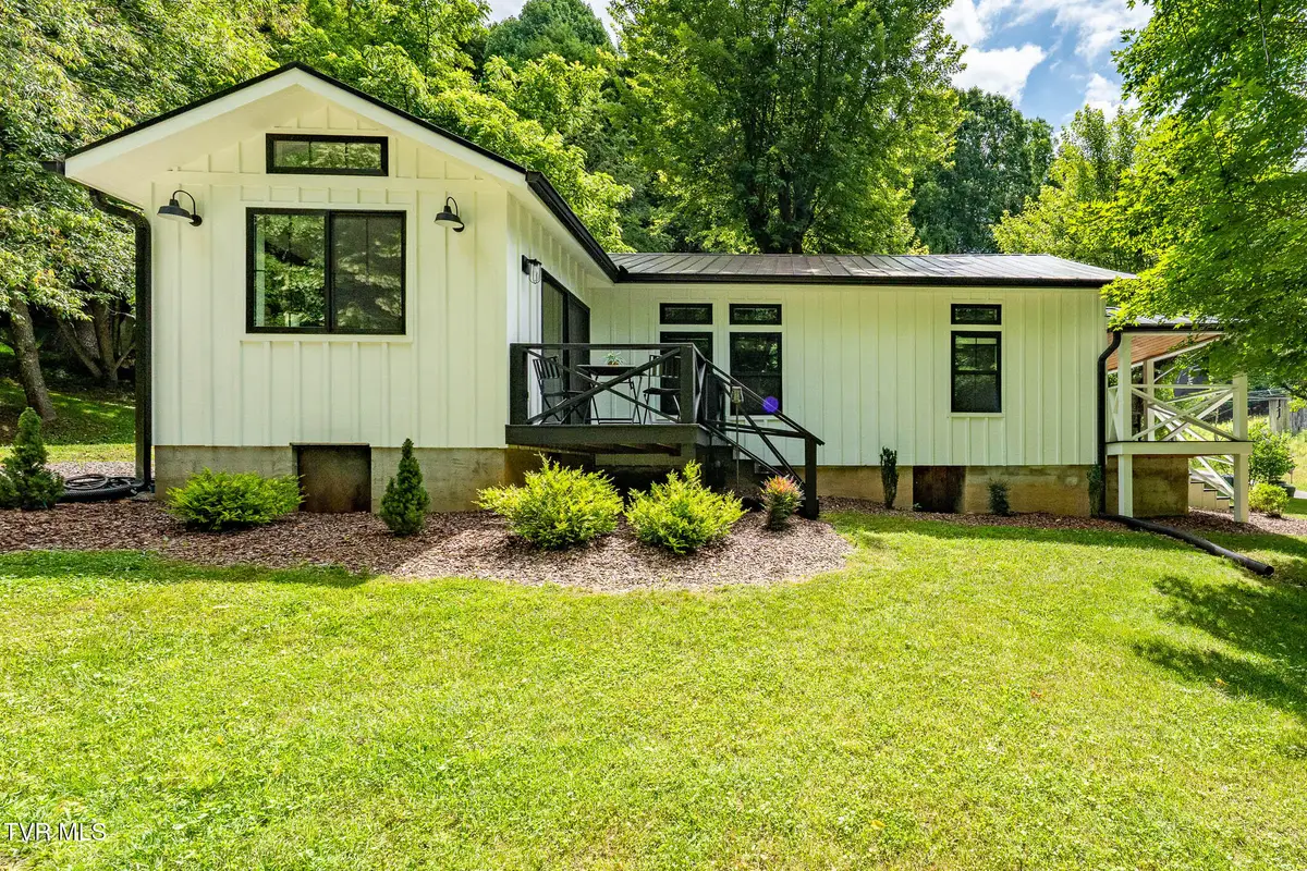 703 Pinecrest Street, Mountain City, TN 37683 - #1