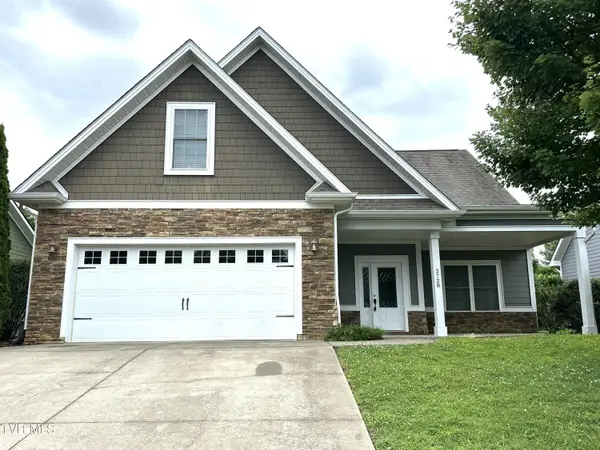 2728 Edinburgh Channel Road, Kingsport, TN 37664
