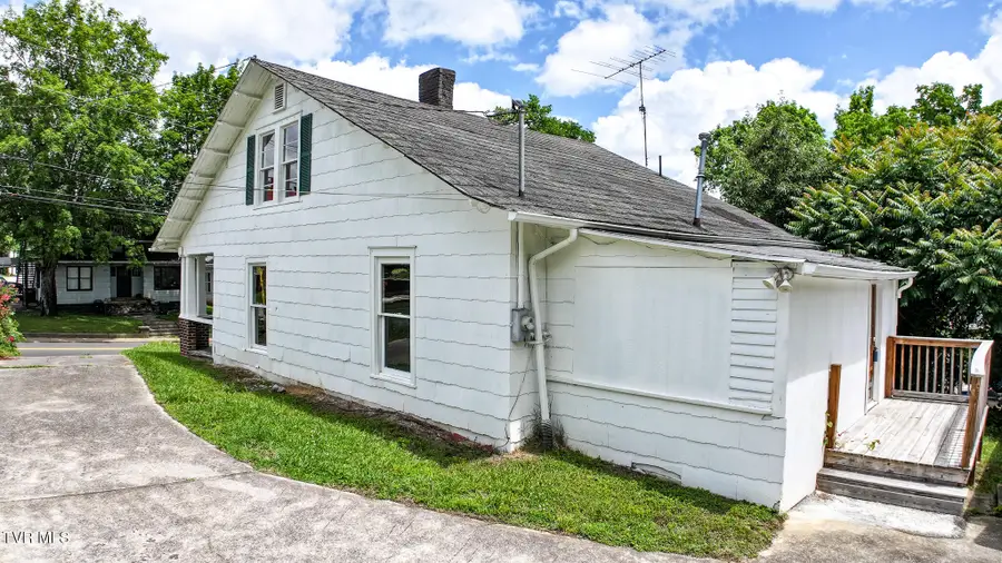 417 West Main Street, Greeneville, TN 37743 - #2