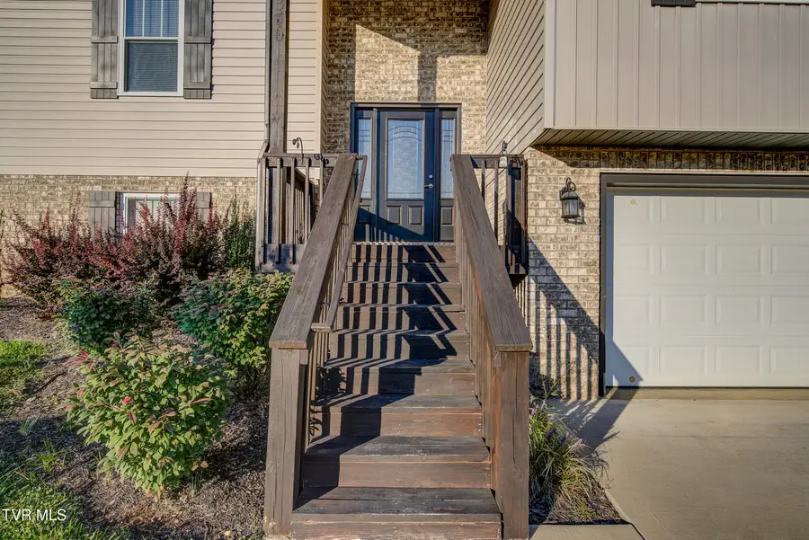 1350 Lemongrass Drive, Jonesborough, TN 37659 - #2