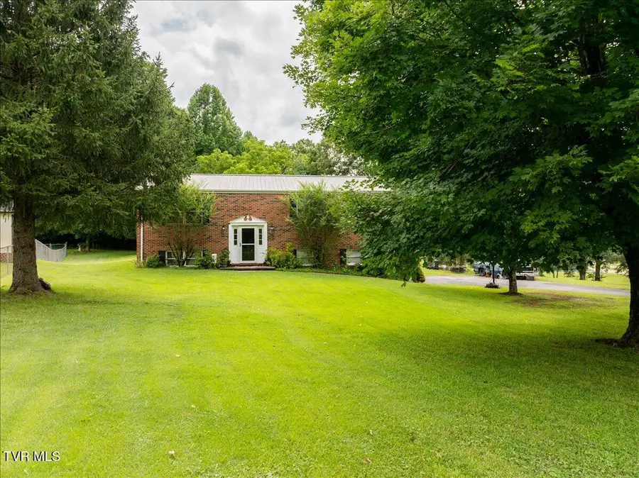 116 Regency Drive, Rogersville, TN 37857 - #2