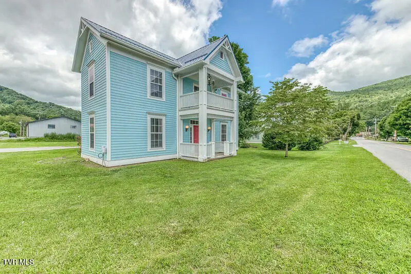 216 Main Street, Roan Mountain, TN 37687 - #2