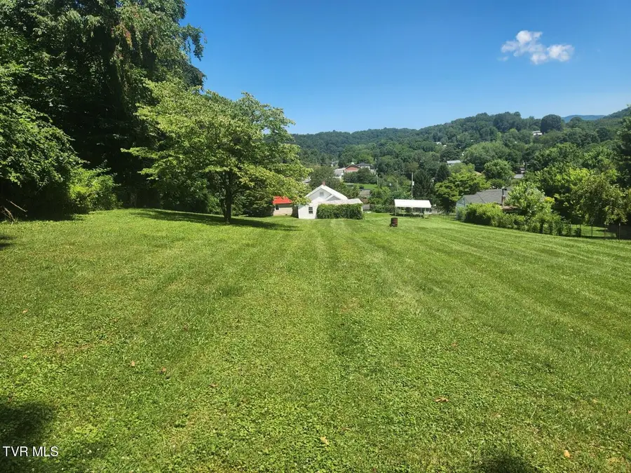 1020 Charity Hill Road, Elizabethton, TN 37643 - #3