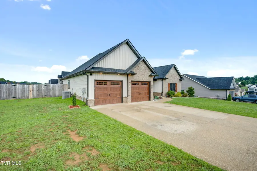 1035 Cabot Cove, Jonesborough, TN 37659 - #2