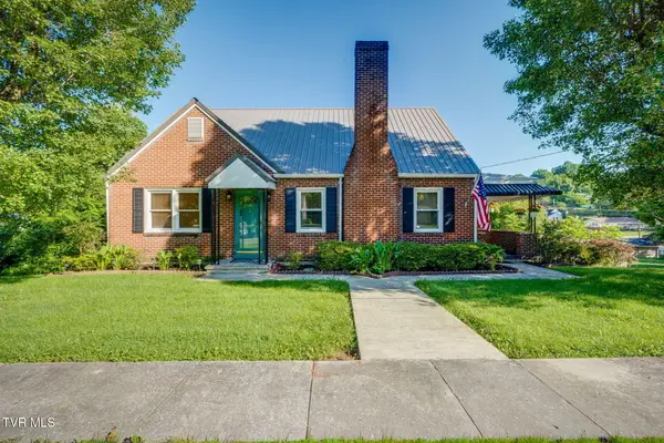 361 Joslyn Avenue, Pennington Gap, VA 24277
