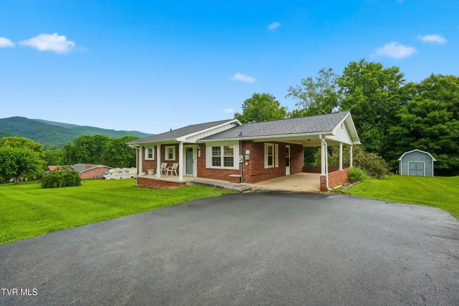 135 Unaka Subdivision Road, Elizabethton, TN 37643 - #3