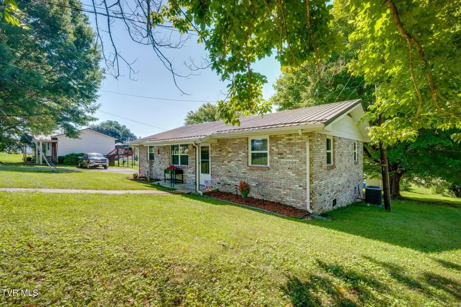 147 Third Street, Jonesville, VA 24263 - #3
