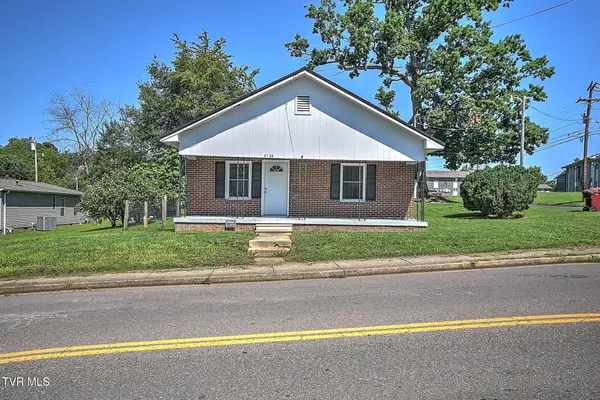 2109 East Unaka Avenue, Johnson City, TN 37601