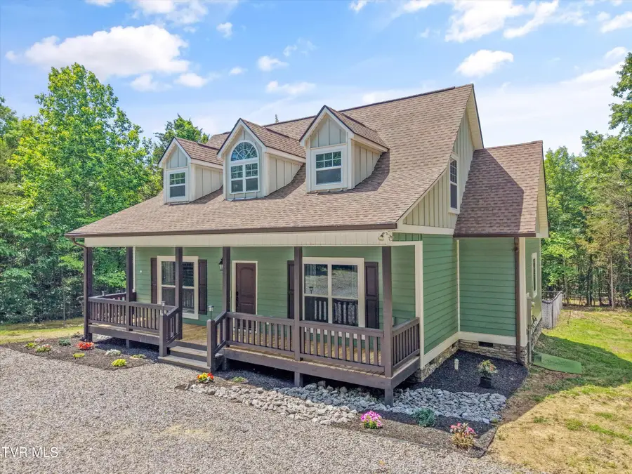 1925 Harbor Lane, Dandridge, TN 37725 - #2