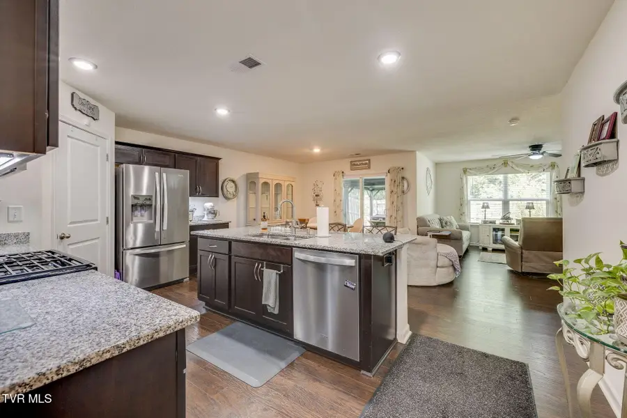 1421 Gress Mag Mountain, Kingsport, TN 37660 - #3