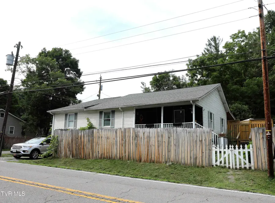 709 Exeter Road, Appalachia, VA 24216 - #2