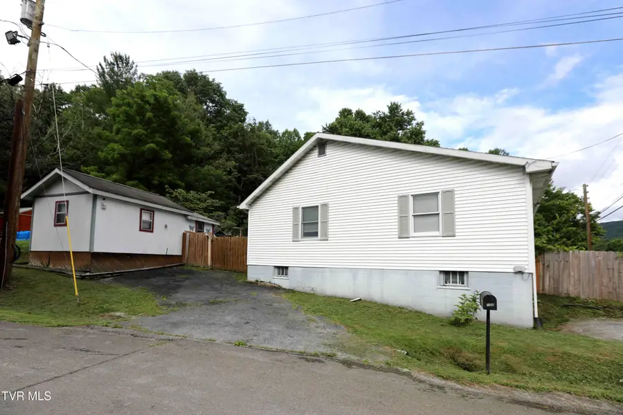 709 Exeter Road, Appalachia, VA 24216 - #3