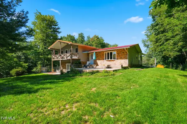 206 Woodlawn Drive, Jonesville, VA 24263