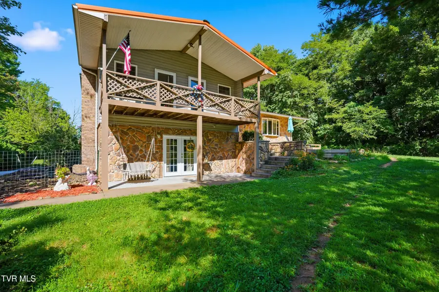 206 Woodlawn Drive, Jonesville, VA 24263 - #2