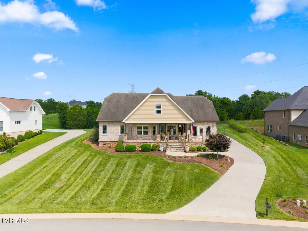 229 Forest Lane N, Blountville, TN 37617 - #1