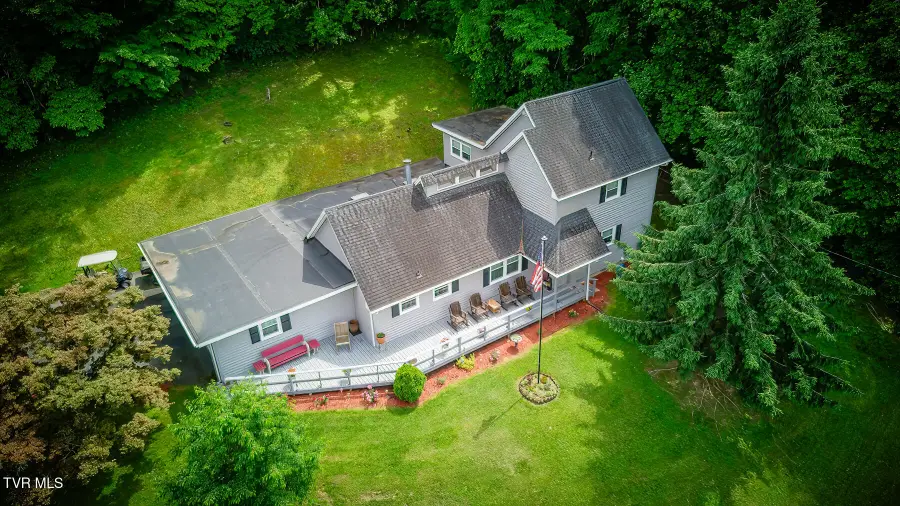 1000 Garden Lane, Bristol, VA 24201 - #2