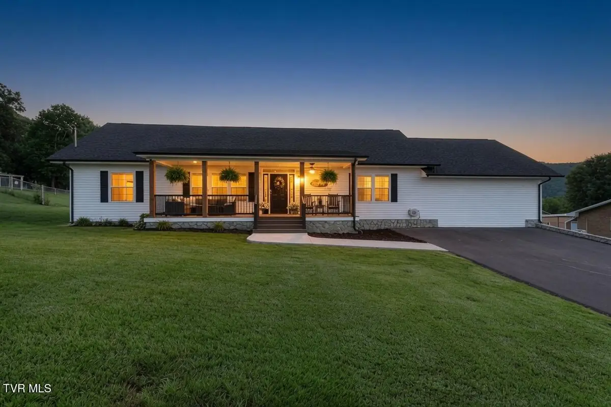 137 Kerns Street, Erwin, TN 37650 - #1