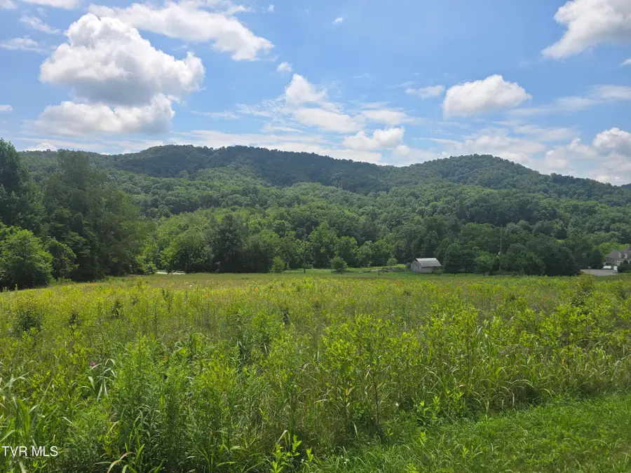 321 Raytheon Road, Bristol, TN 37620 - #3