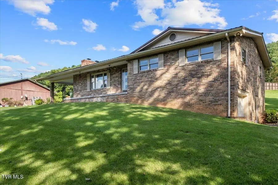 227 Willow Avenue, Pennington Gap, VA 24277 - #2