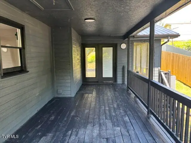 371 Jonesboro Drive, Bluff City, TN 37618 - #2