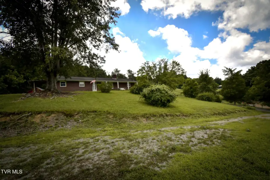 3023 Princeton Road, Kingsport, TN 37660 - #2