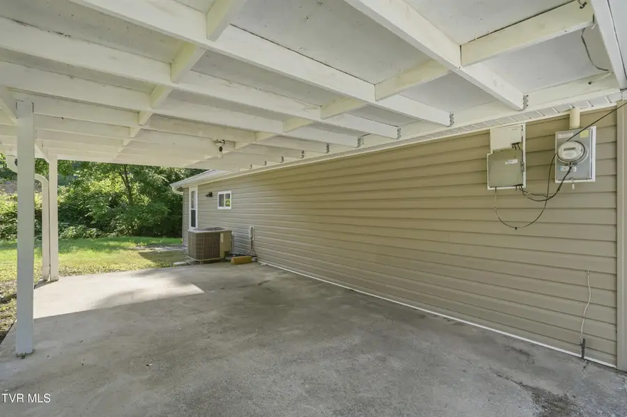 381 Elizabethton Highway, Bluff City, TN 37618 - #3