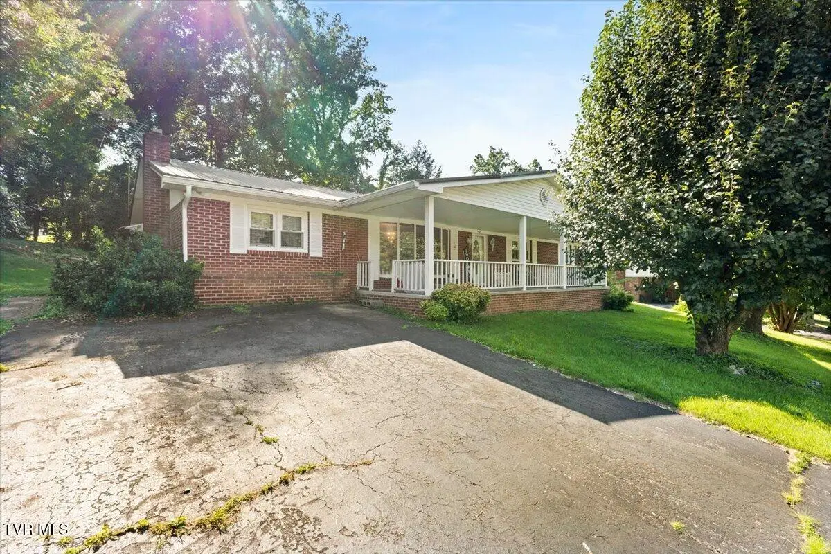 207 Sycamore Street, Erwin, TN 37650 - #1