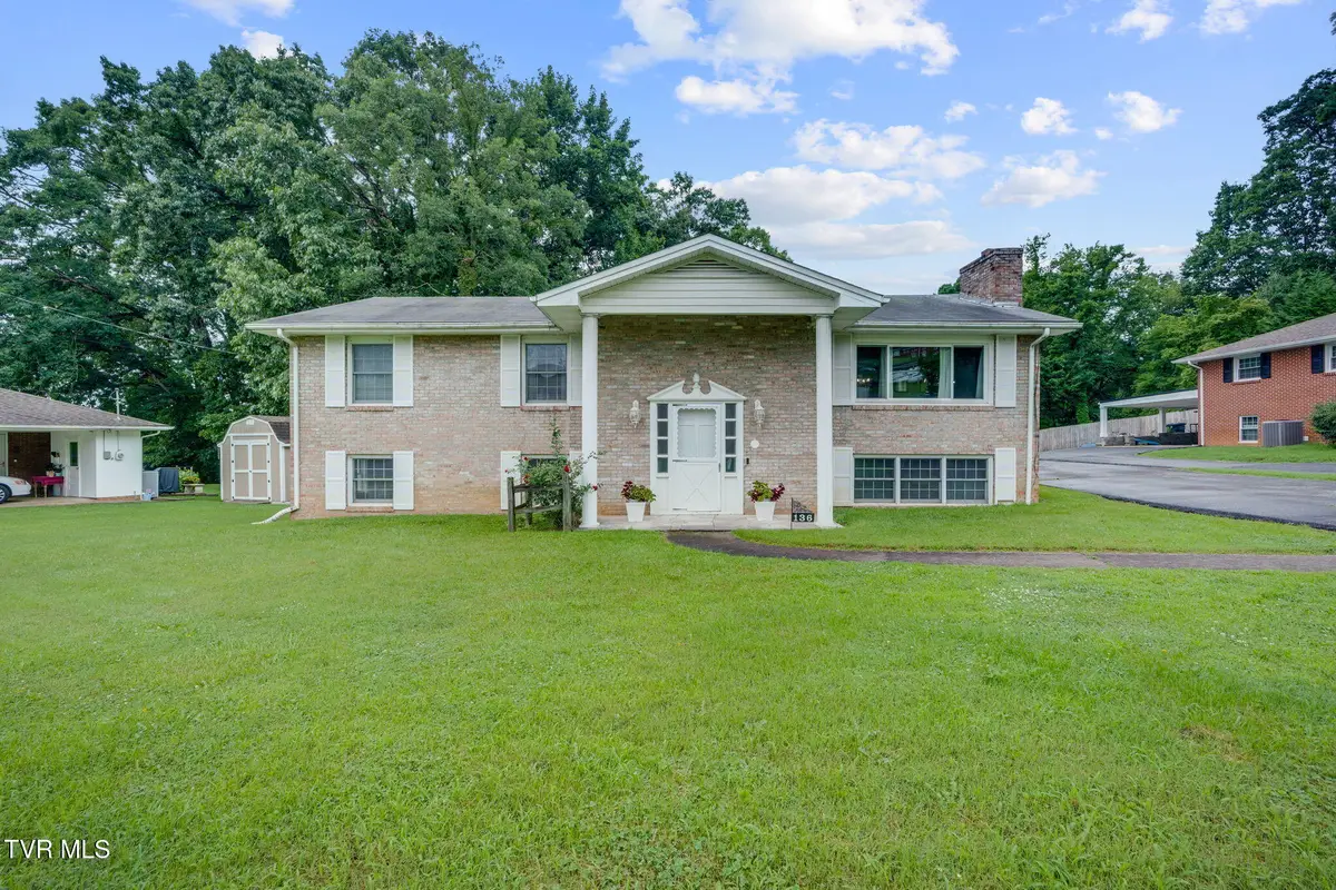 136 Thompson Street, Kingsport, TN 37660 - #1