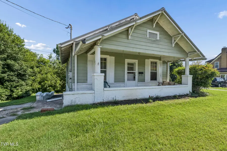 421 West College Street, Jonesborough, TN 37659 - #2