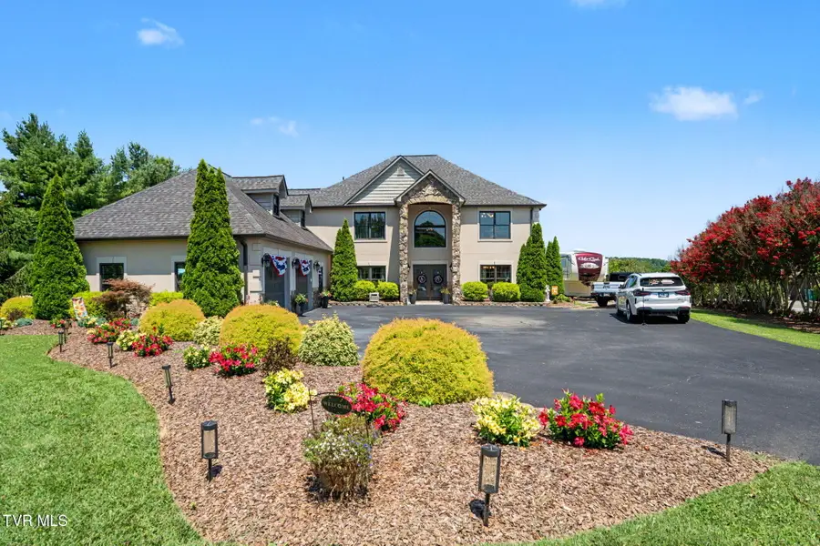 134 Country Acres Drive, Elizabethton, TN 37643 - #2