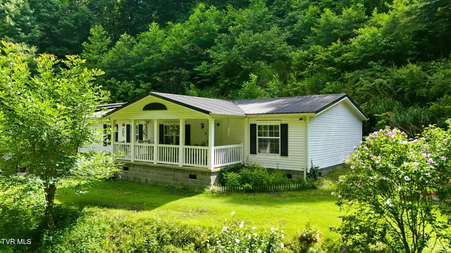10115 Bear Fork Road, Pound, VA 24279 - #2
