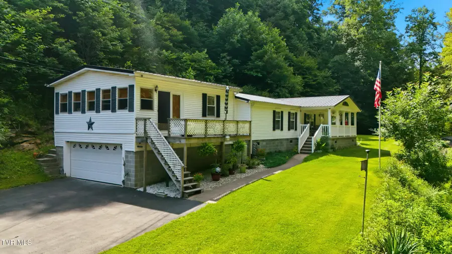 10115 Bear Fork Road, Pound, VA 24279 - #3