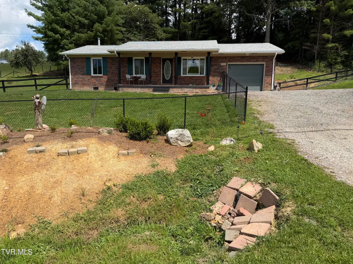 2820 Highway 67, Mountain City, TN 37683 - #1