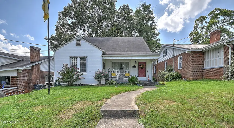 1018 Carolina Avenue, Bristol, TN 37620 - #2