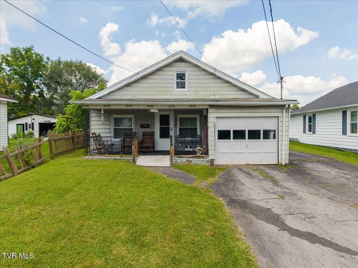 2225 Randolph Street, Bristol, VA 24201 - #1