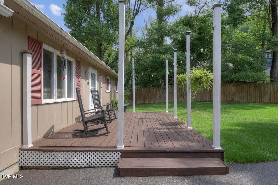 1037 Surmont Court, Kingsport, TN 37660 - #3