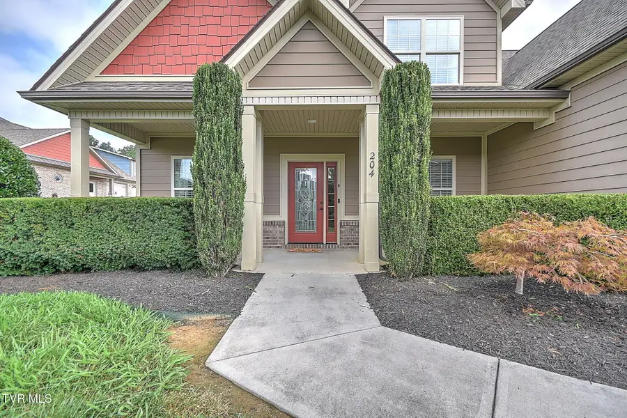 204 West Hawthorne Court, Greeneville, TN 37745 - #2