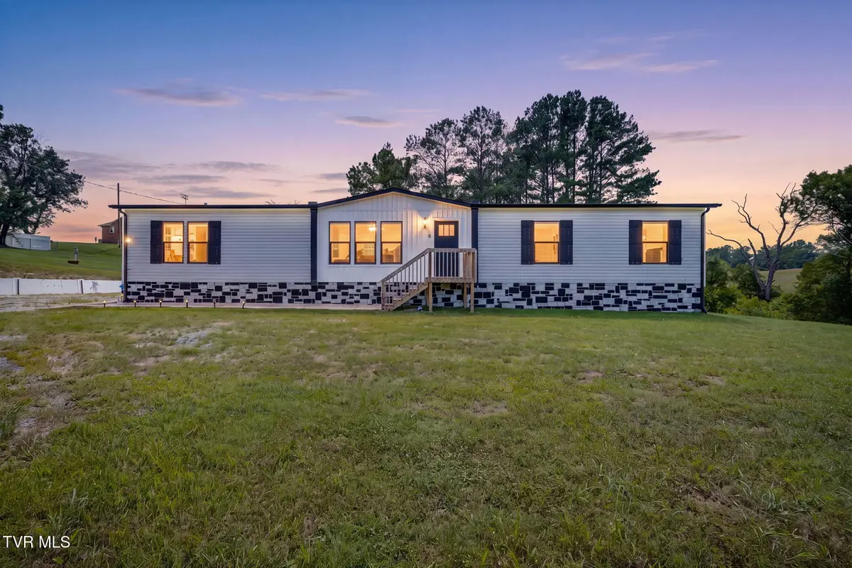215 Wayland Boulevard, Bulls Gap, TN 37711 - #1