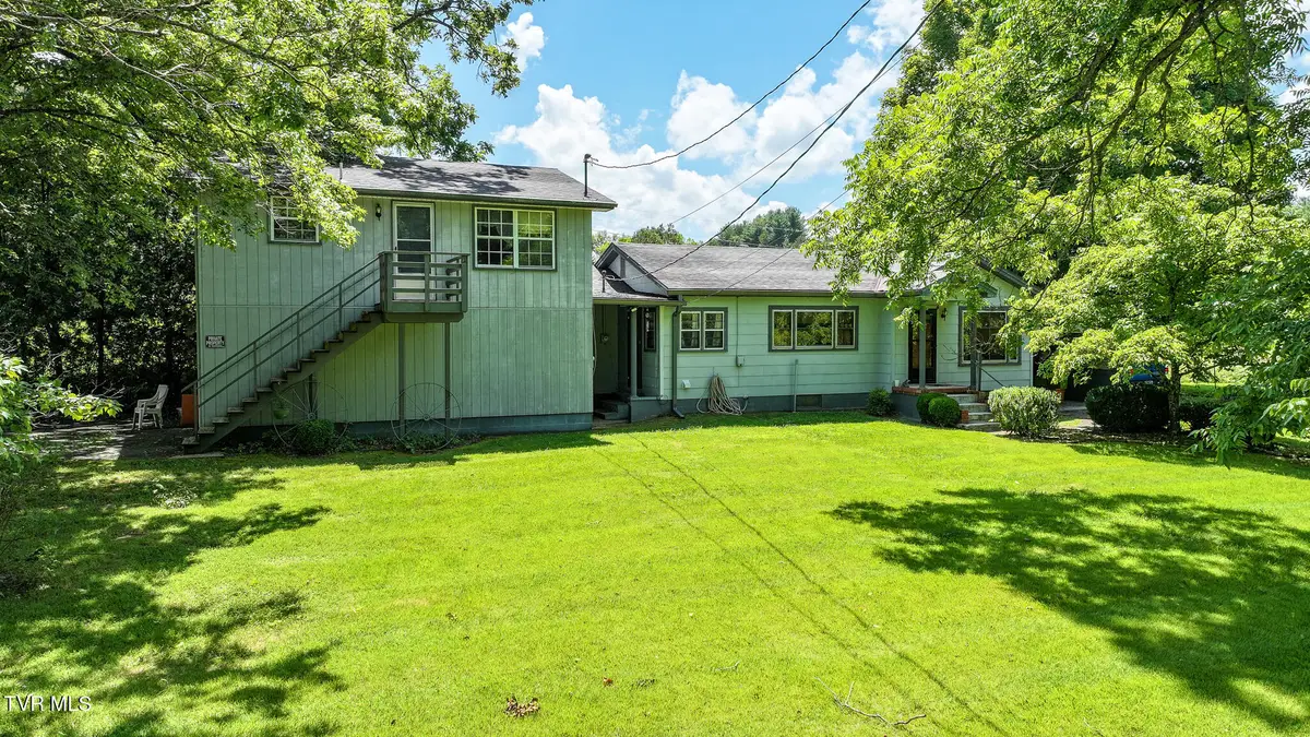 950 Middle Creek Road, Afton, TN 37616 - #1