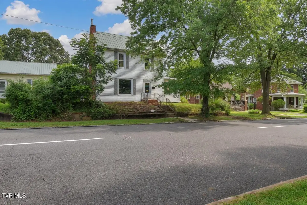 509 East Unaka Avenue, Johnson City, TN 37601 - #1