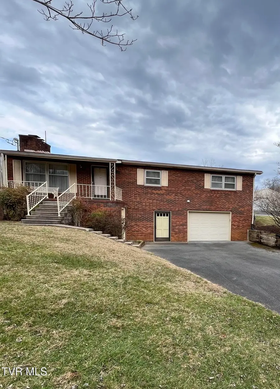 3204 Marbleton Road, Unicoi, TN 37692 - #2