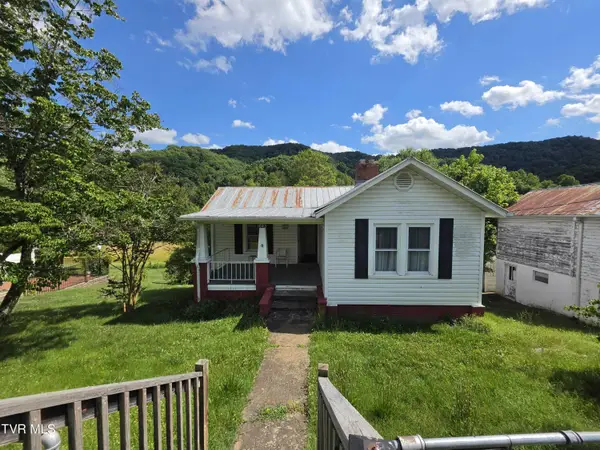 1043 West Jackson Street, Gate City, VA 24251