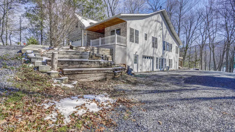 1089 Old Railroad Grade Road, Roan Mountain, TN 37687 - #3