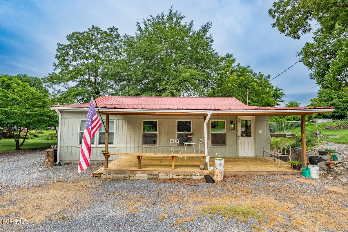 304 Gaines Street, Kingsport, TN 37664 - #1