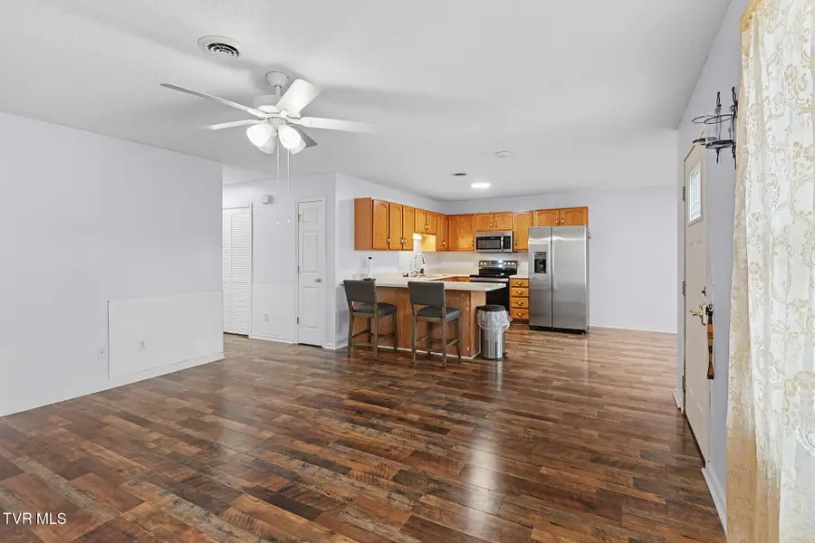 403 East M Street #403, Elizabethton, TN 37643 - #3