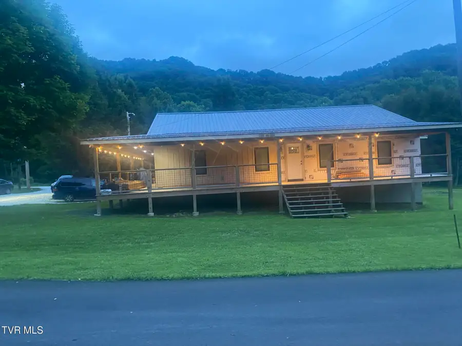 746 Hampton Creek Road, Roan Mountain, TN 37687 - #2