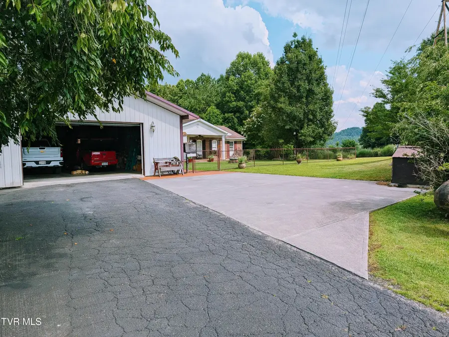 451 Flemingtown Drive, Clintwood, VA 24228 - #3